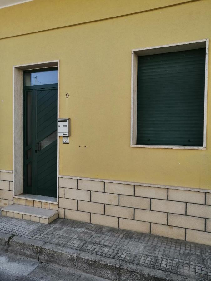 Delcicer Casa Vacanze O Camera Privata 加拉蒂纳 外观 照片