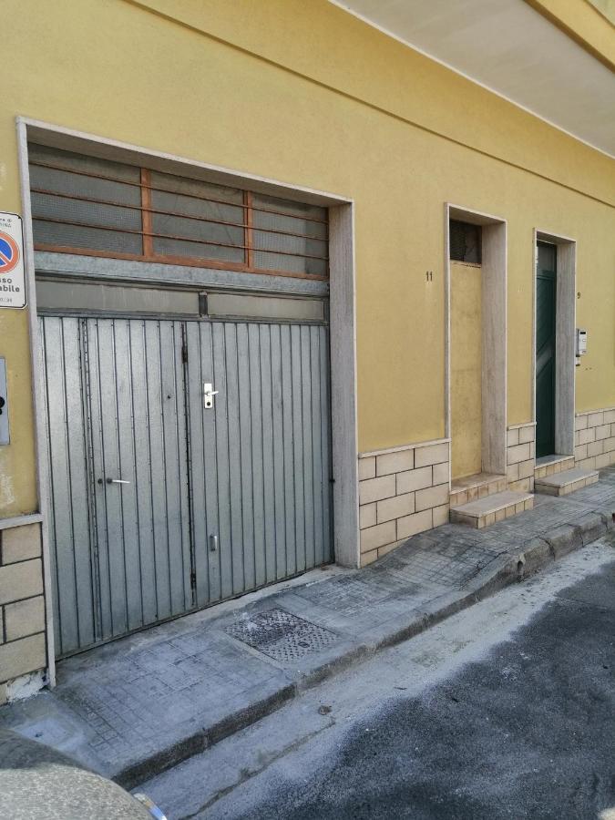 Delcicer Casa Vacanze O Camera Privata 加拉蒂纳 外观 照片